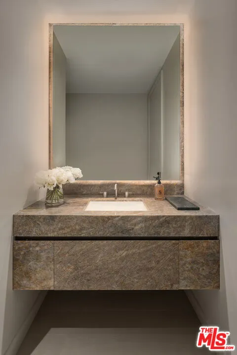 9200 Wilshire Blvd 404e, Beverly Hills, California 90212 home-pic-7